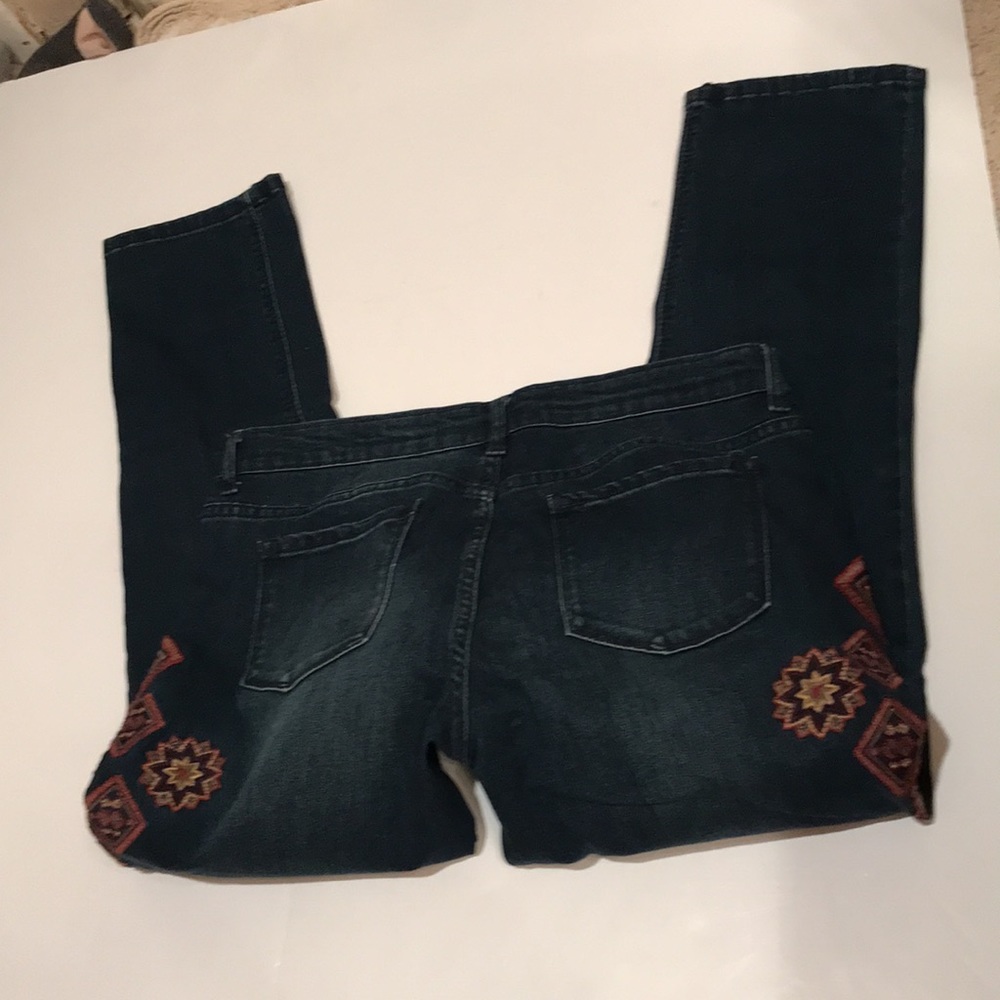 NWOT CODE BLEU BESTIE GRACIE Embroidered jeans 8P petite - Picture 6 of 11